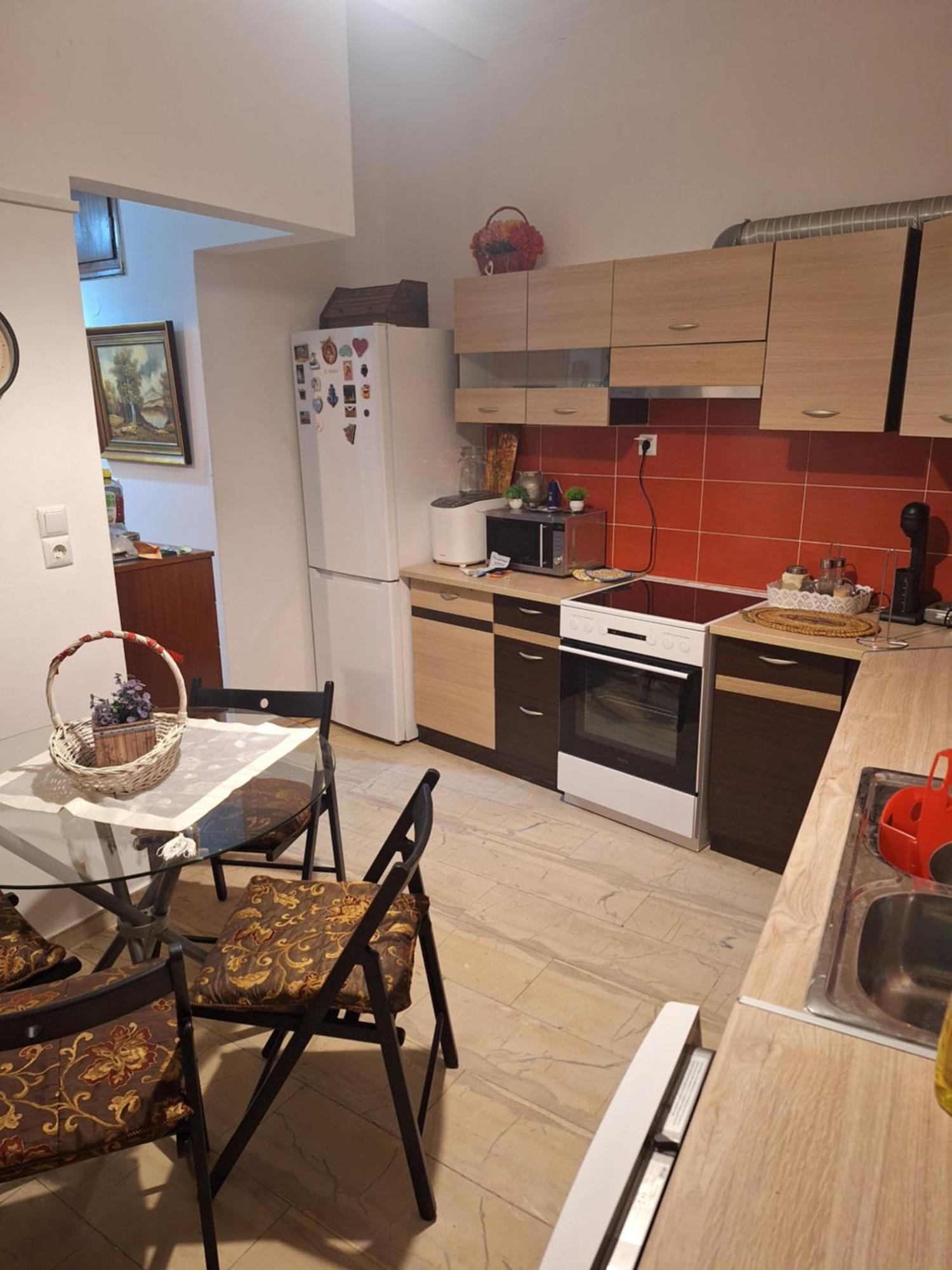 Valerias House Apartment *