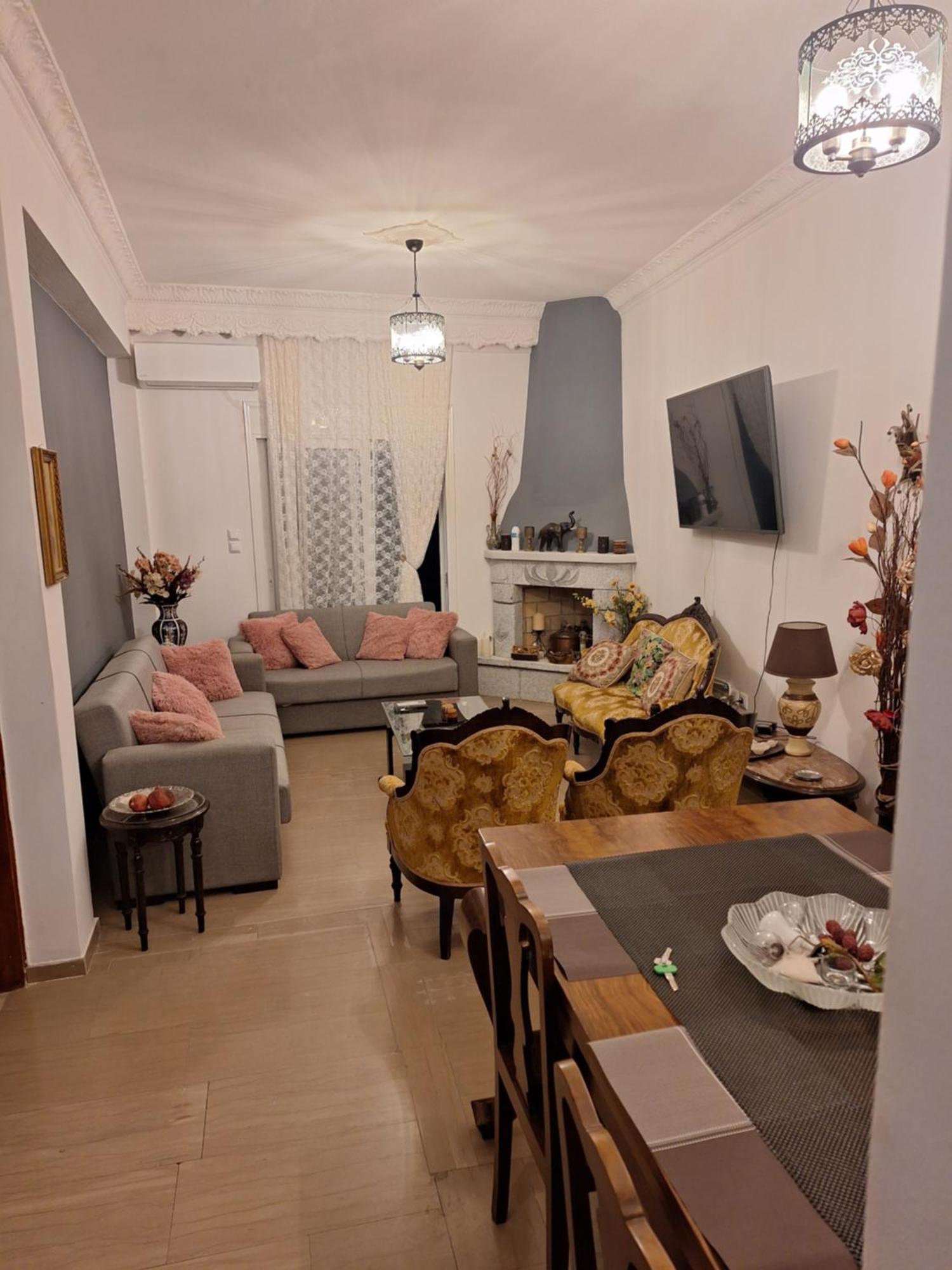 Valerias House Apartment *