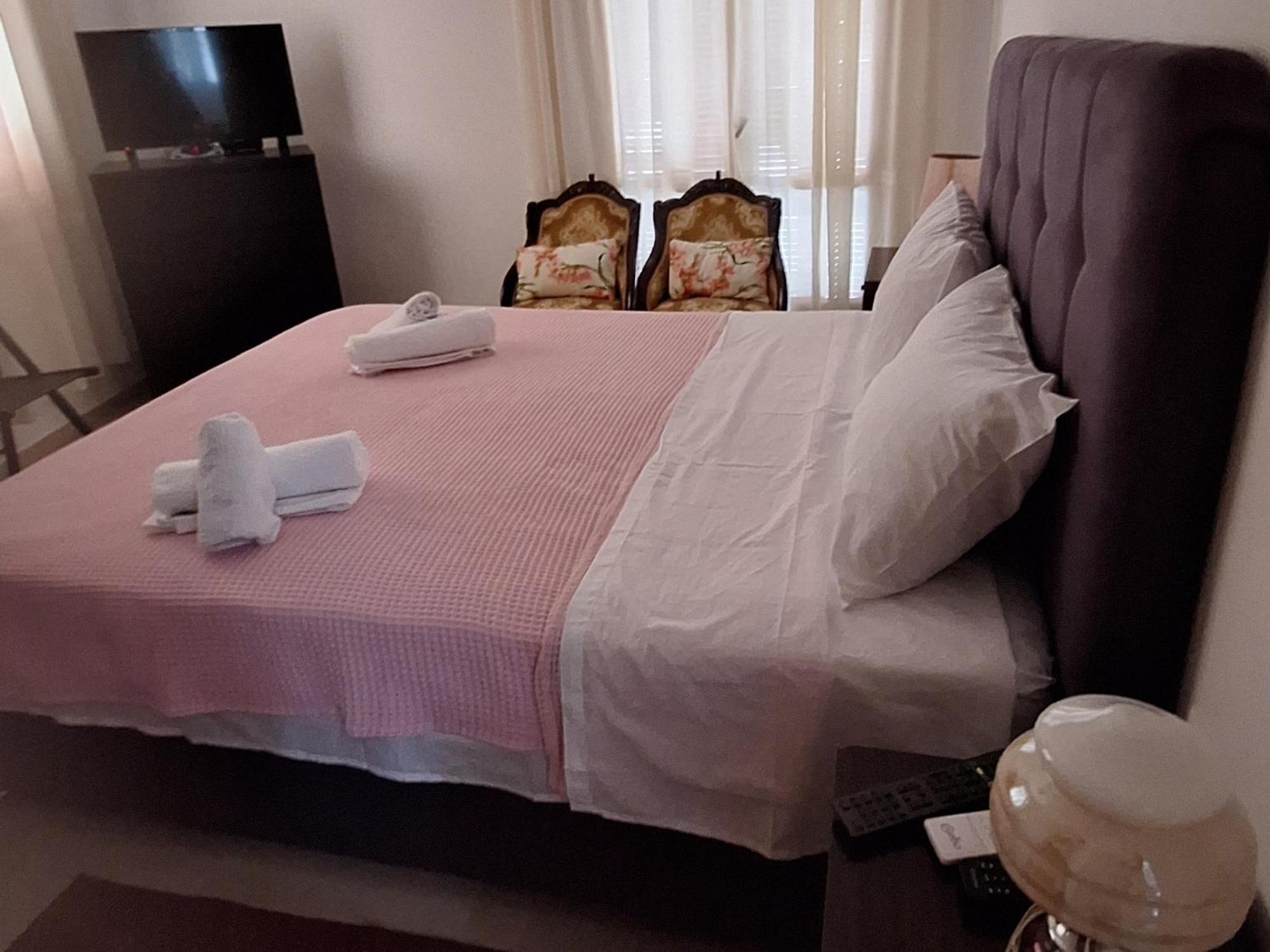 Valerias House * Aigio